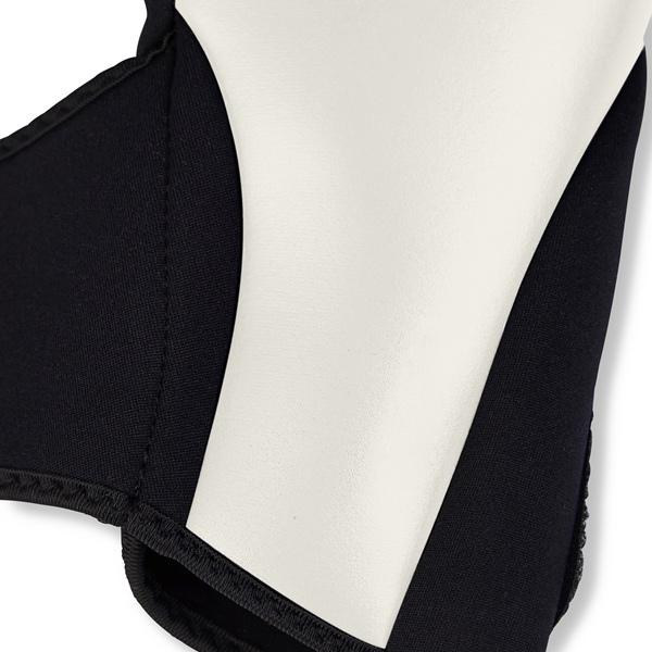 Mitre Impel Glove